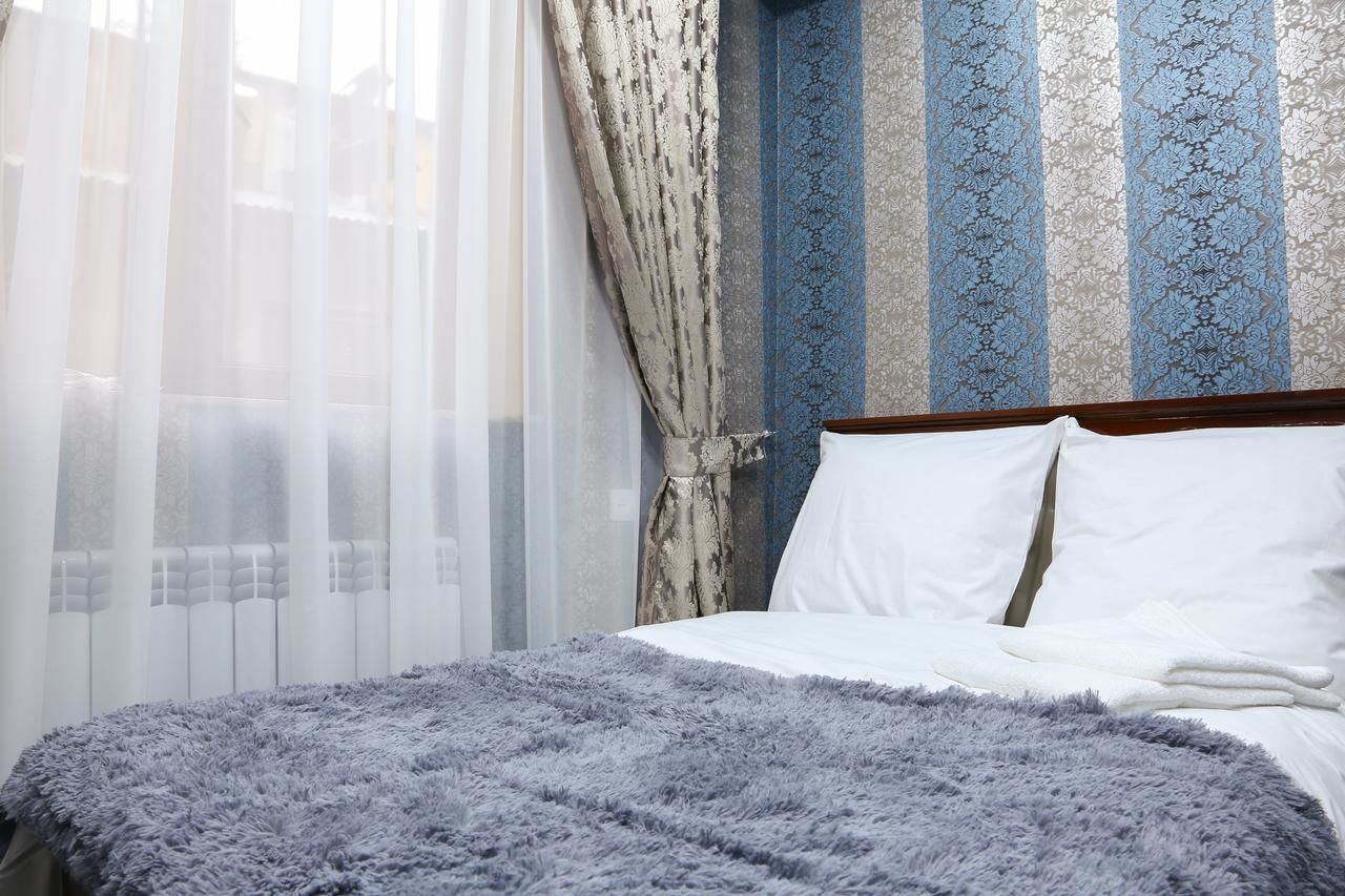 Отель Lovely Hotel in Centre Ереван-24